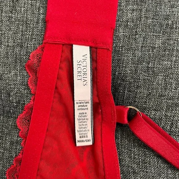 Victoria's Secret Dream Angels Padded No-Wire Bra NWOT - Picture 9 of 9